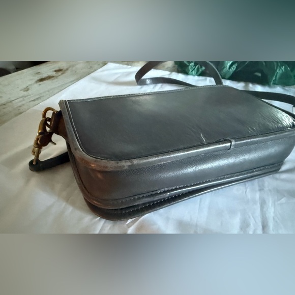 Vintage 90’s Coach Turn Lock- dark grey crossbody - Picture 7 of 10